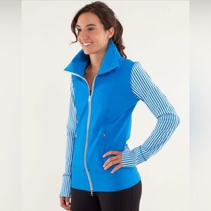Lululemon Daily Yoga Jacket Sz 10 Beaming Blue/Classic Stripe Polar Cream